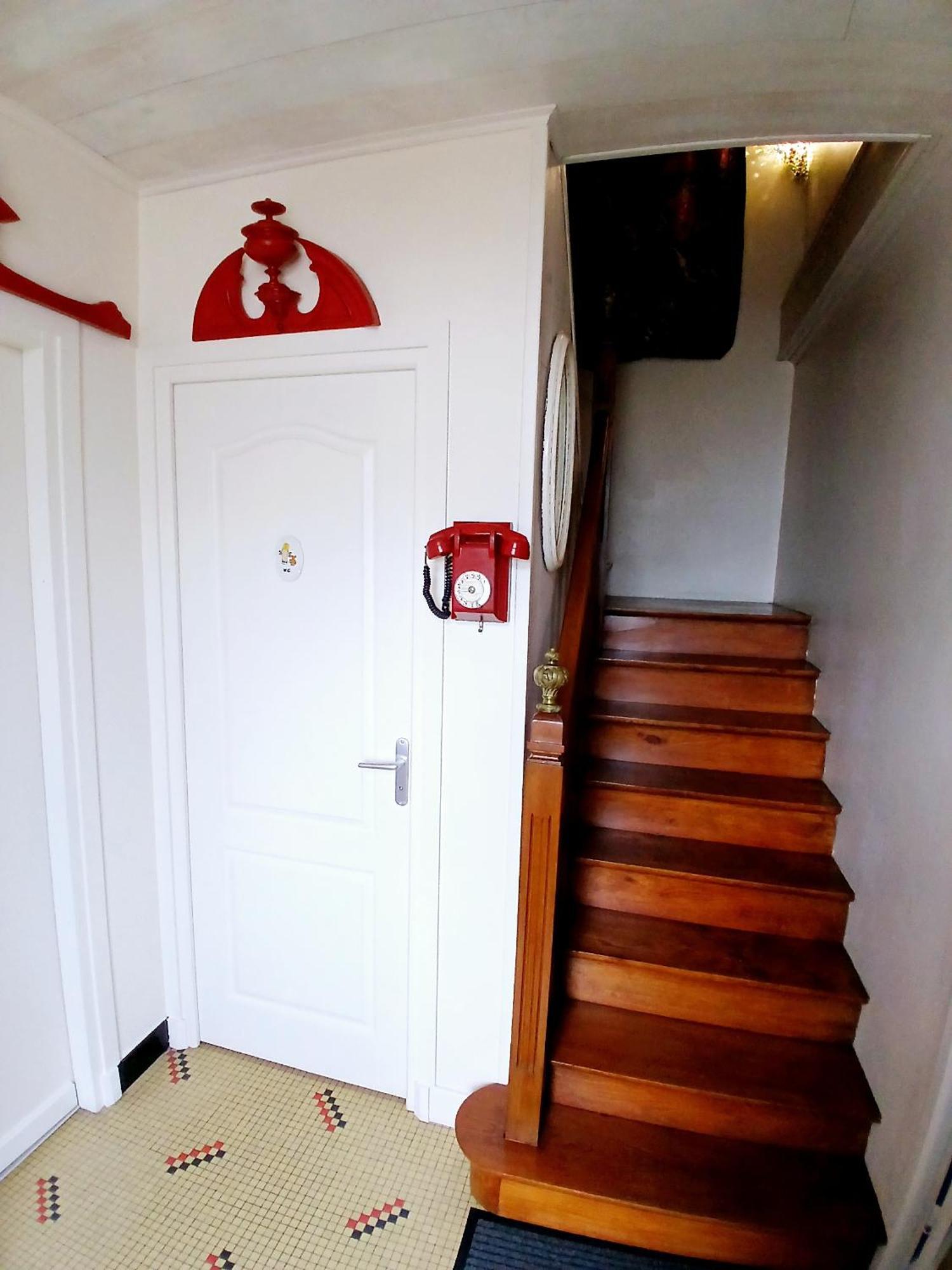 B&B Chez Annie Saint-Martin-de-Gurçon Eksteriør bilde